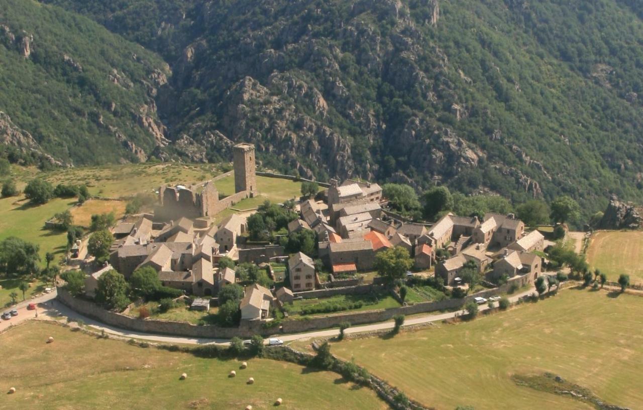 Gite De La Garde Prevencheres Esterno foto
